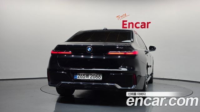 BMW 7-Series из Кореи Encar