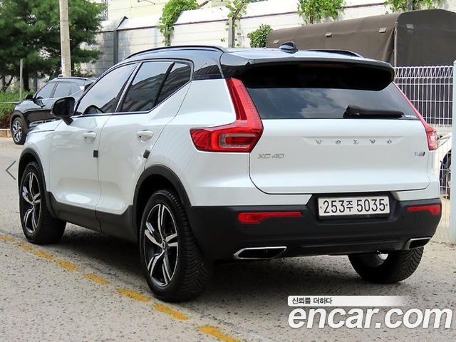 Volvo XC40 из Кореи Encar