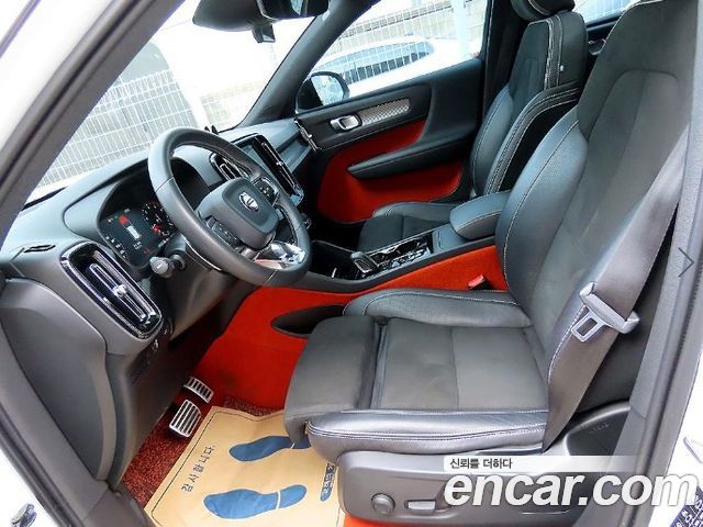 Volvo XC40 из Кореи Encar