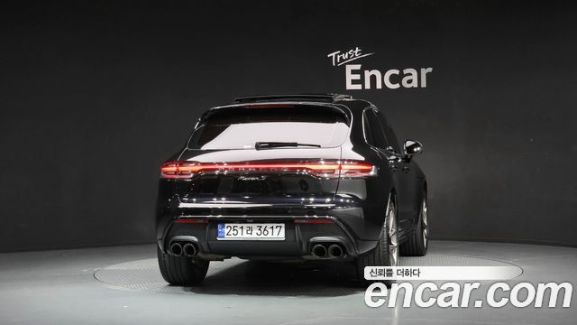 Porsche Macan из Кореи Encar
