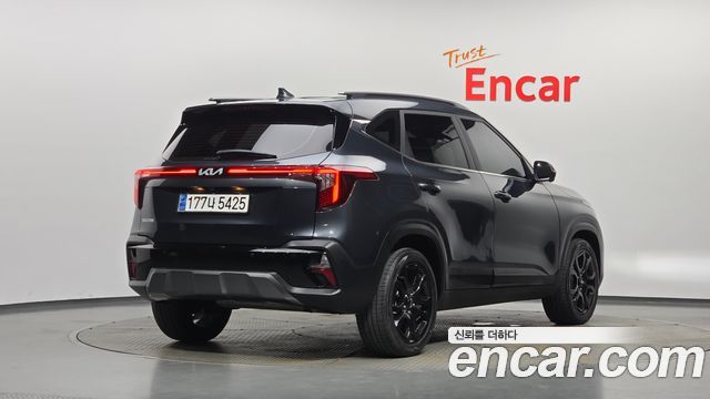 Kia Seltos из Кореи Encar