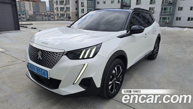 Peugeot 2008 EV GT — пробег 25 000 км — фото 1 из 5