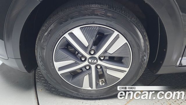 Kia Niro из Кореи Encar