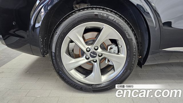 Genesis GV70 из Кореи Encar