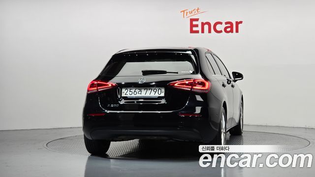Mercedes-Benz A-Class A220 Hatchback — пробег 79 988 км — фото 4 из 5