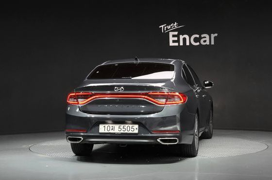 Hyundai Grandeur Premium — пробег 87 565 км — фото 4 из 5