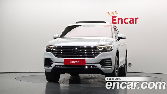 Volkswagen Touareg 3.0 TDI Prestige — пробег 60 087 км — фото 3 из 5