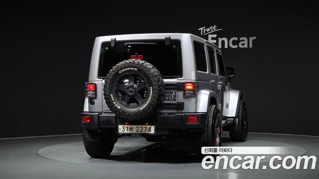 Jeep Wrangler 2.8 Diesel Sahara 4Door — пробег 93 013 км — фото 4 из 5