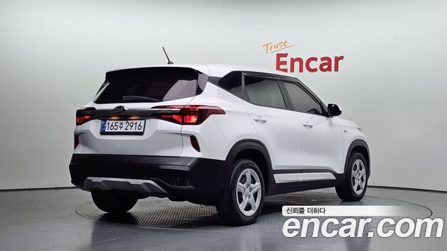 Kia Seltos из Кореи Encar
