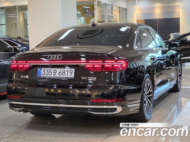 Audi A8 60 TFSI Quattro LWB — пробег 63 261 км — фото 2 из 5