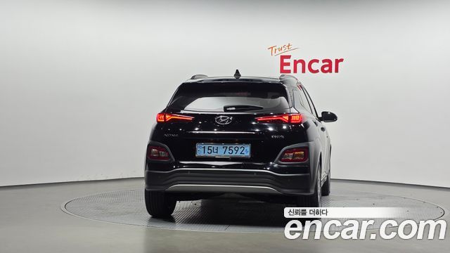 Hyundai Kona из Кореи Encar