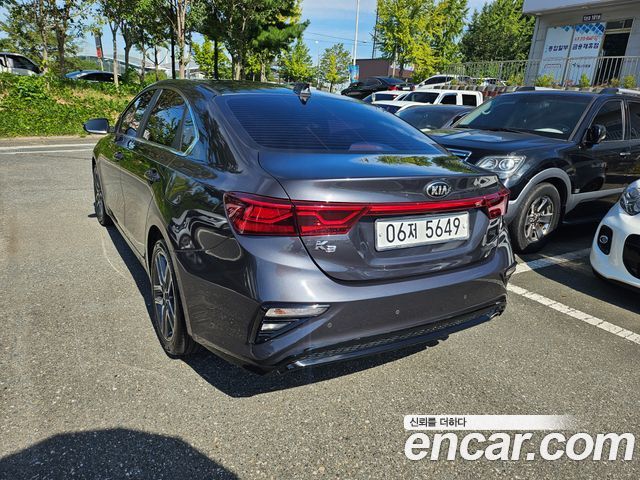 Kia K3 из Кореи Encar