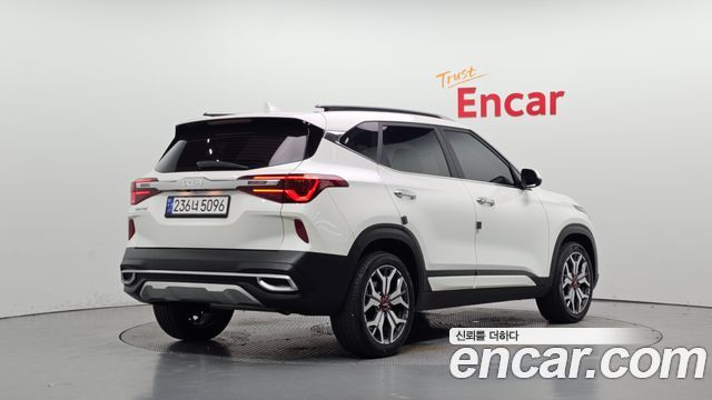 Kia Seltos из Кореи Encar