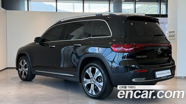 Mercedes-Benz EQB из Кореи Encar