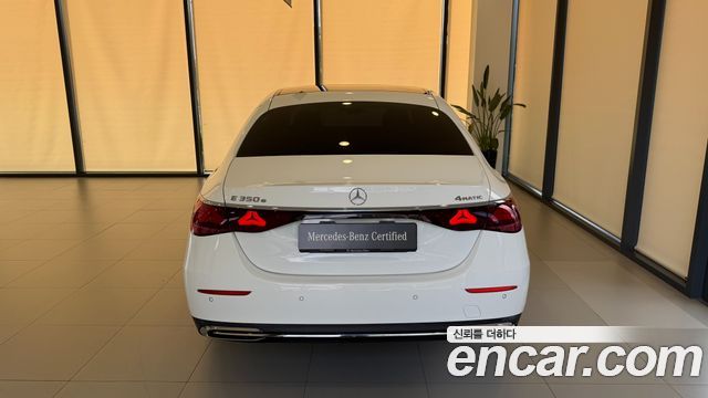 Mercedes-Benz E-Class из Кореи Encar