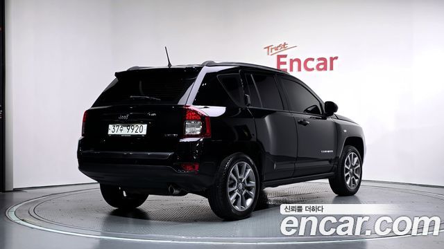 Jeep Compass из Кореи Encar