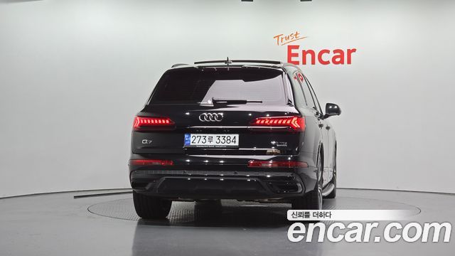Audi Q7 50 TDI Quattro Premium — пробег 11 758 км — фото 4 из 5