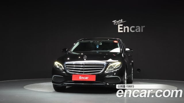 Mercedes-Benz E-Class из Кореи Encar