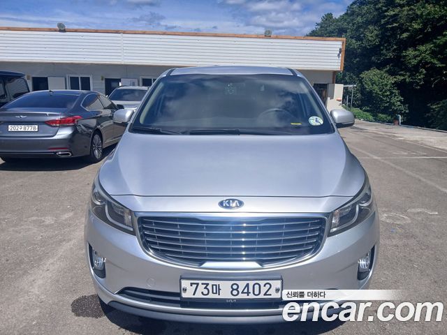 Kia Carnival 6-seater Wheelchair lift — пробег 255 000 км — фото 1 из 5