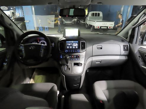 Hyundai Starex Van 5-Seater Modern — пробег 53 938 км — фото 5 из 5