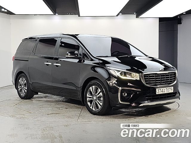 Kia Carnival из Кореи Encar