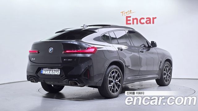 BMW X4 xDrive20i M Sport — пробег 45 412 км — фото 2 из 5