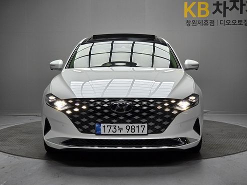 Hyundai Grandeur 2.5 Le Blanc — пробег 71 287 км — фото 3 из 5