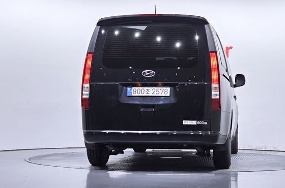 Hyundai Staria Cargo 5-Seater Modern — пробег 16 650 км — фото 4 из 5