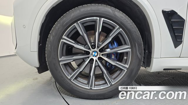 BMW X5 xDrive 30d M Sport — пробег 31 654 км — фото 5 из 5