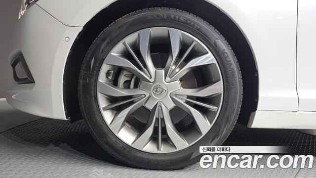 Hyundai Sonata 2.0 Premium — пробег 134 271 км — фото 5 из 5