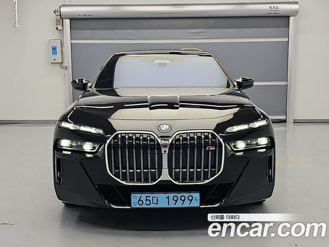 BMW i7 из Кореи Encar
