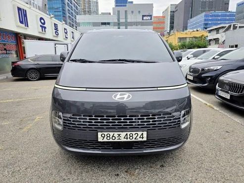 Hyundai Staria HEV 1.6 Camper Special Vehicle — пробег 22 420 км — фото 2 из 5