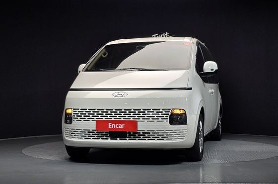 Hyundai Staria Tourer 11-Seater Modern — пробег 62 062 км — фото 3 из 5