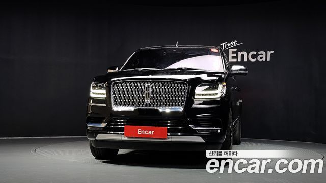 Lincoln Navigator 3.5L — пробег 67 091 км — фото 3 из 5
