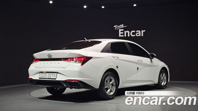 Hyundai AVANTE из Кореи Encar