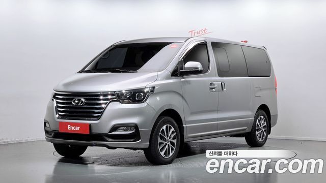 Hyundai Starex 4WD Urban 9-Seater Exclusive — пробег 87 035 км — фото 1 из 5