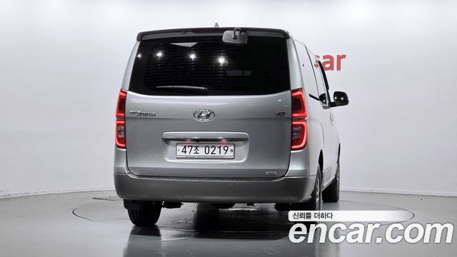 Hyundai Starex 4WD Urban 9-Seater Exclusive — пробег 87 035 км — фото 4 из 5