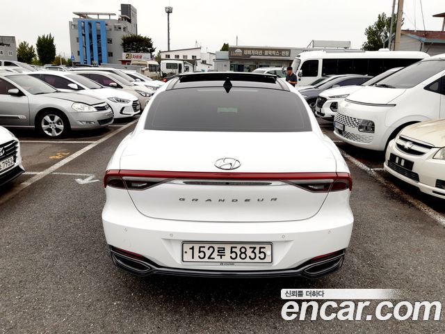 Hyundai Grandeur 3.0 LPi Rent Car Premium — пробег 87 000 км — фото 5 из 5