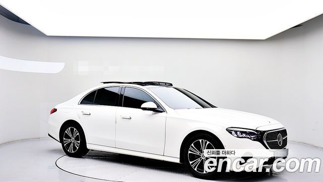 Mercedes-Benz E-Class E200 Avantgarde — пробег 20 220 км — фото 4 из 5