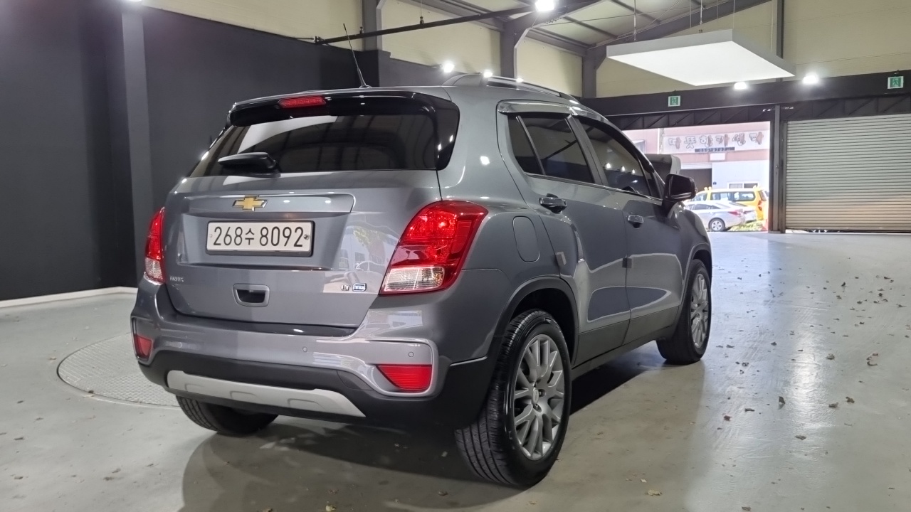 Chevrolet (Daewoo) Trax 1.6 Diesel LT Core — пробег 104 000 км — фото 2 из 5