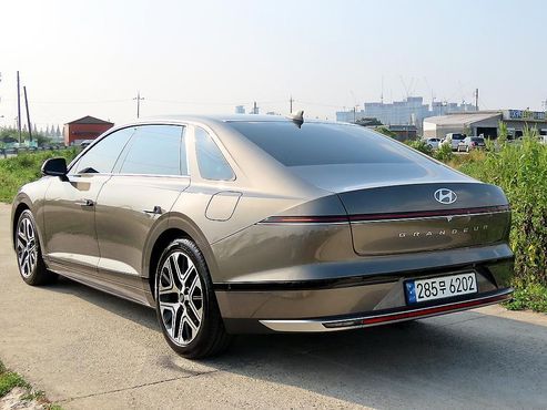 Hyundai Grandeur 2,5 Gasoline 2WD Exclusive — пробег 126 500 км — фото 3 из 5