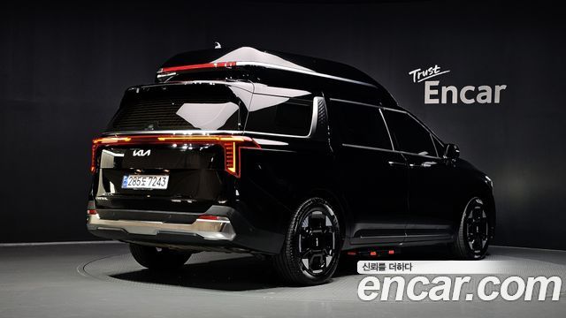 Kia Carnival Gasoline 4-Seater Hi Limousine Signature — пробег 30 396 км — фото 2 из 5