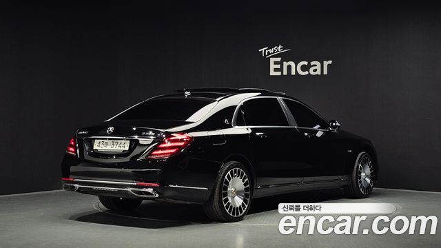 Mercedes-Benz S-Class Maybach S560 4MATIC — пробег 95 555 км — фото 2 из 5
