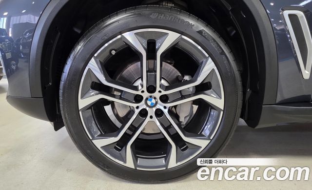 BMW X5 xDrive 40i xLine — пробег 66 219 км — фото 5 из 5