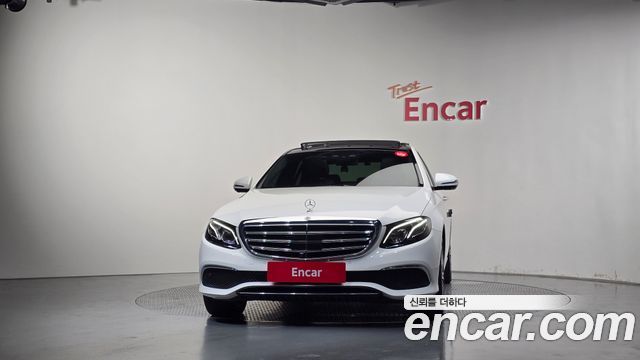 Mercedes-Benz E-Class из Кореи Encar
