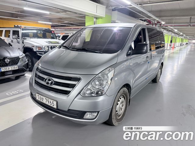 Hyundai Starex 12-Seater Wagon Smart — пробег 177 577 км — фото 3 из 5