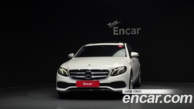 Mercedes-Benz E-Class E200 Avantgarde — пробег 116 450 км — фото 3 из 5