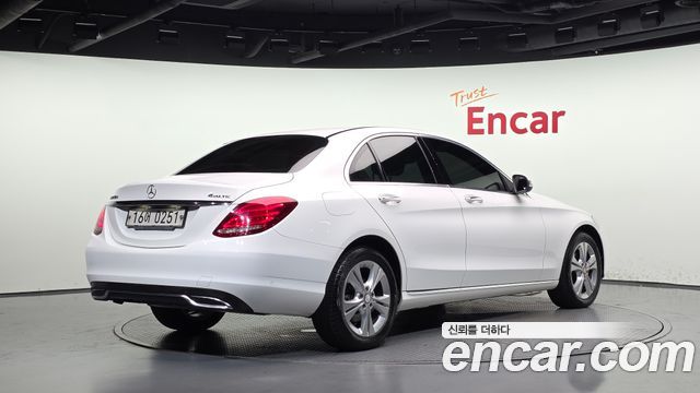 Mercedes-Benz C-Class из Кореи Encar