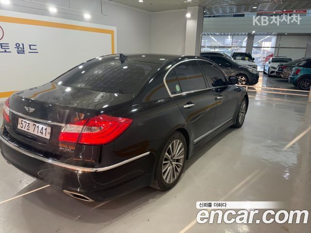 Hyundai Genesis из Кореи Encar