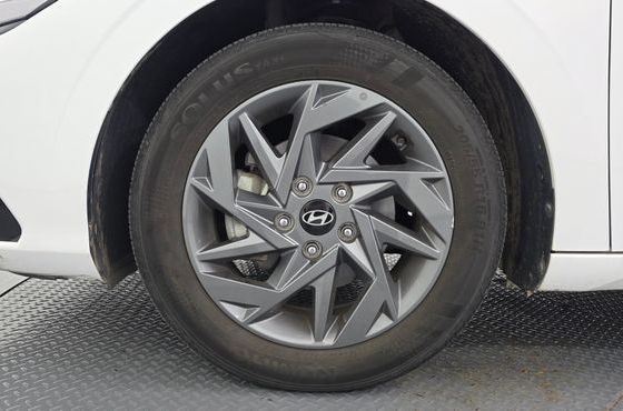 Hyundai AVANTE 1.6 Modern — пробег 16 099 км — фото 5 из 5